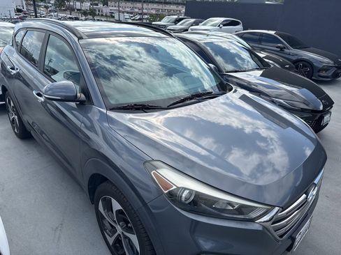 Used 2016 Hyundai Tucson Limited w/ Option Group 03 image 1