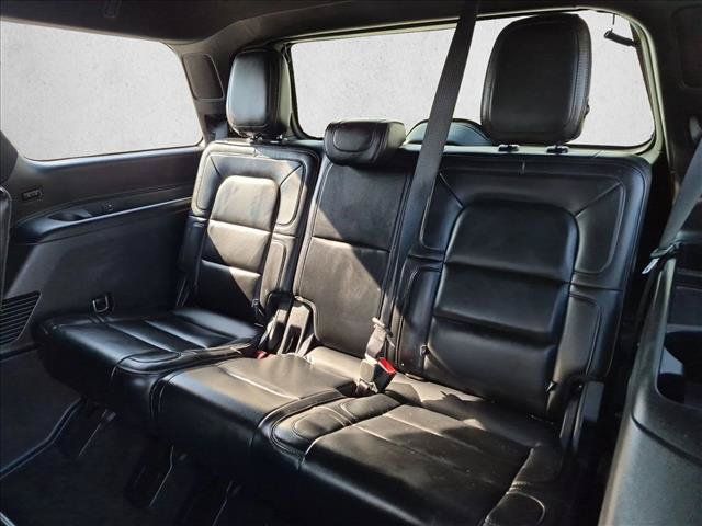 Used 2019 Lincoln Navigator Reserve AWD/4WD image 22