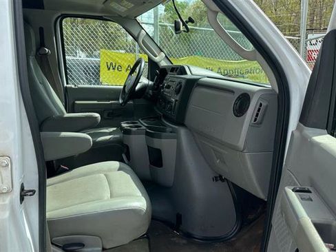 Used 2013 Ford E-250 and Econoline 250 Extended w/ PWR Group image 12