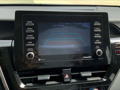 Used 2024 Toyota Camry SE FWD image 28