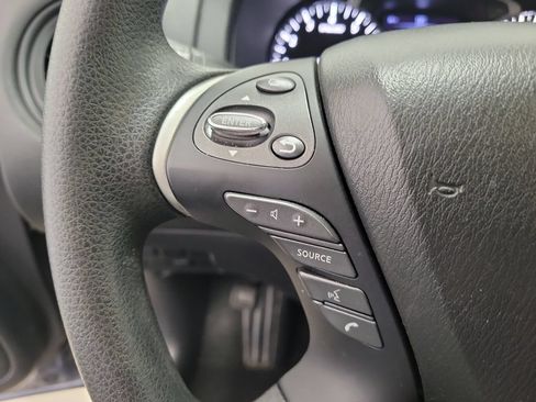 Used 2020 Nissan Pathfinder S FWD image 20