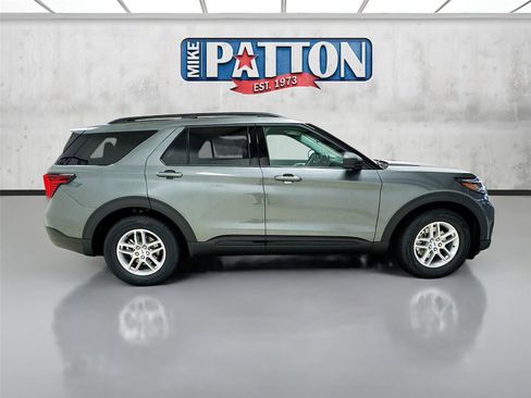 New 2026 Ford Explorer Active w/ Active Comfort Package image 8