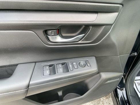 Certified 2025 Honda CR-V LX image 13