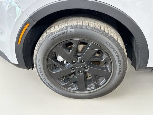 Used 2023 Kia Sorento S w/ Panoramic Sunroof Package AWD/4WD image 33