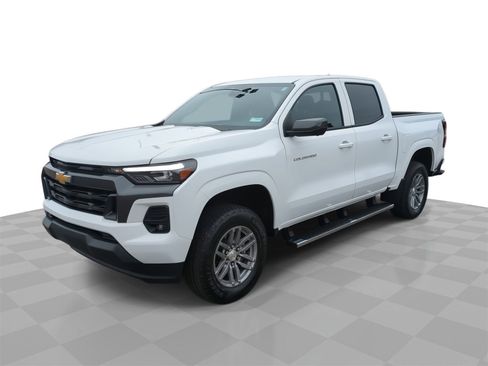 Certified 2026 Chevrolet Colorado LT w/ LT Convenience Package image 1