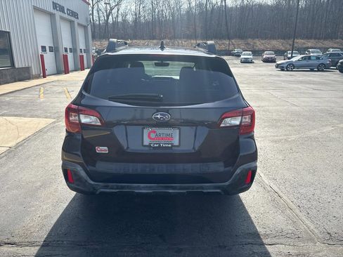 Used 2018 Subaru Outback 2.5i Limited image 7