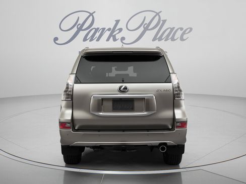Used 2021 Lexus GX 460 Premium w/ Premium Package AWD/4WD image 3