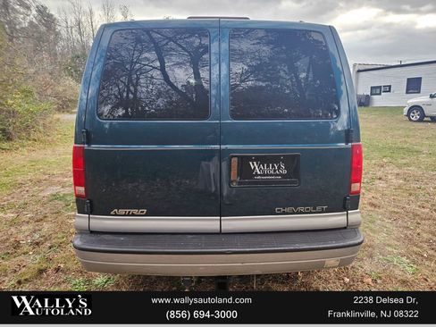 Used 1999 Chevrolet Astro AWD Passenger image 24
