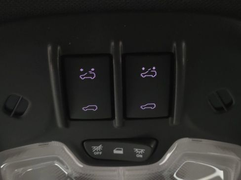 Used 2024 GMC Canyon Denali w/ LPO, Denali Black Edition image 4