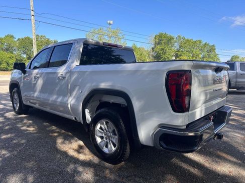 Used 2023 GMC Sierra 1500 SLE RWD image 4