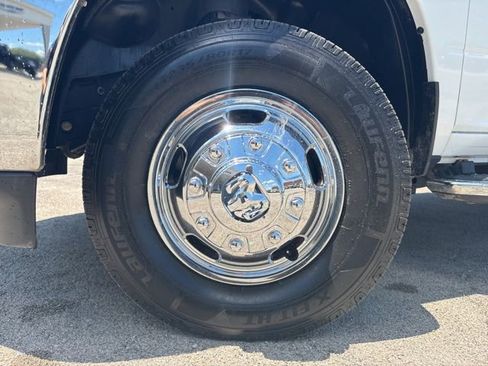 Certified 2024 RAM 3500 Tradesman w/ Chrome Appearance Group AWD/4WD image 17
