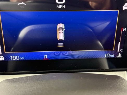 New 2025 Chevrolet Trax LT w/ Driver Confidence Package image 19