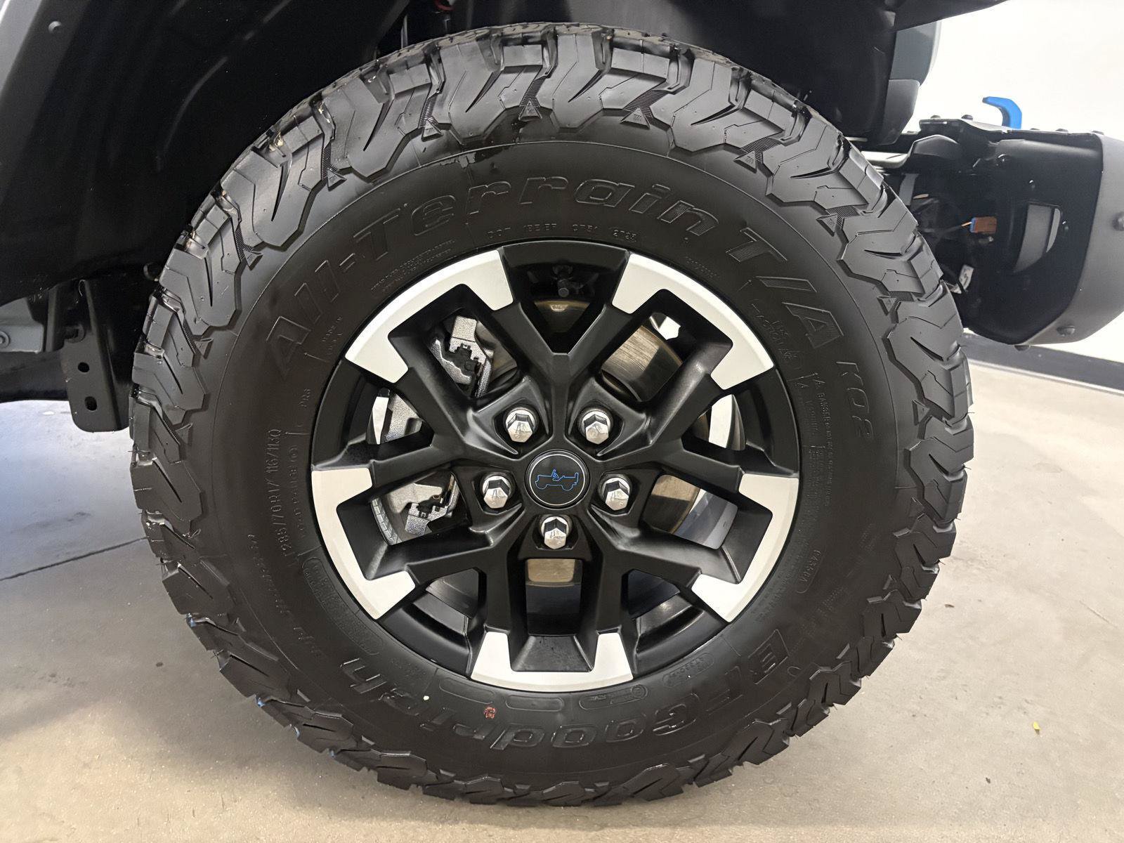 Used 2024 Jeep Wrangler Unlimited Rubicon 4xe AWD/4WD image 58