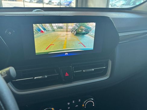 Used 2025 Chevrolet TrailBlazer LT image 17