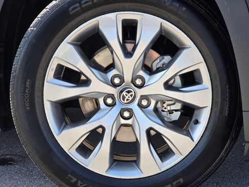 Used 2026 Toyota Grand Highlander AWD Hybrid image 25