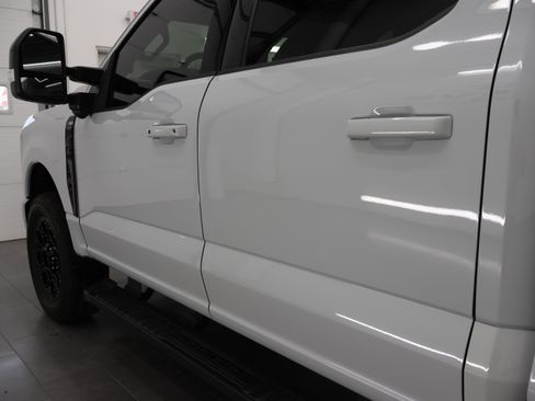 Used 2025 Ford F250 XLT w/ Black Appearance Package AWD/4WD image 35