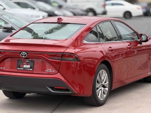 Used 2023 Toyota Mirai w/ Advanced Technology Package RWD image 7