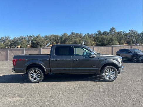 Used 2015 Ford F150 Lariat w/ Equipment Group 502A Luxury AWD/4WD image 4