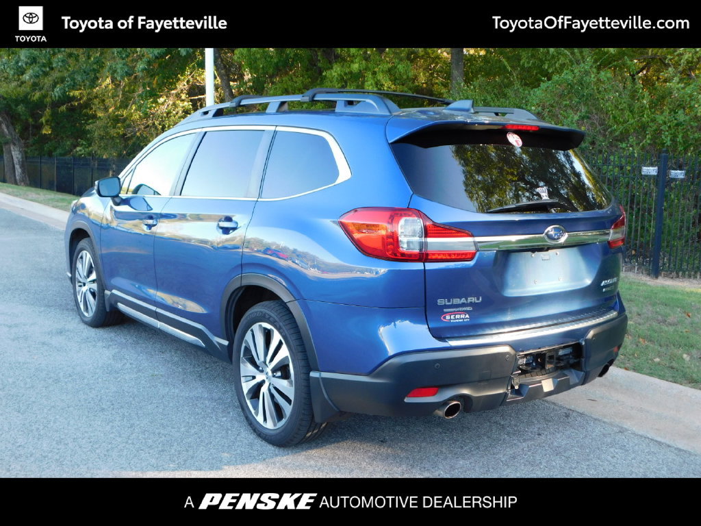 Used 2022 Subaru Ascent Limited w/ Technology Package AWD/4WD image 3