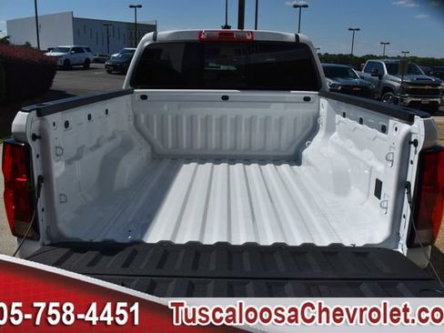 New 2026 Chevrolet Colorado W/T AWD/4WD image 9