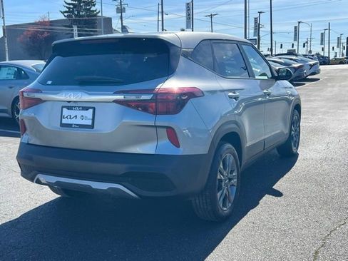 Certified 2023 Kia Seltos LX AWD/4WD image 9