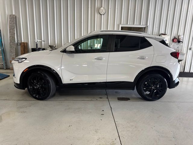 Used 2026 Buick Encore GX Sport Touring w/ Advanced Technology Package FWD image 3