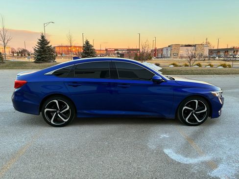 Used 2020 Honda Accord Sport image 4