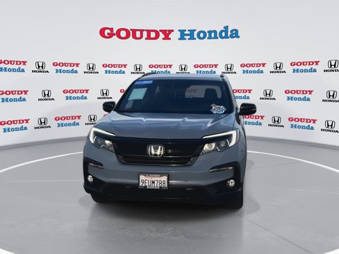 Certified 2022 Honda Pilot Sport image 3