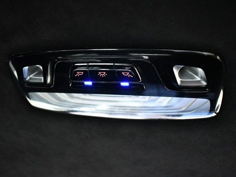 Used 2020 BMW M5 w/ Executive Package image 60