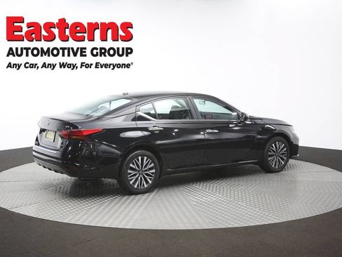 Used 2023 Nissan Altima 2.5 SV AWD/4WD image 42