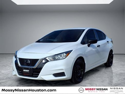 Used 2021 Nissan Versa S FWD image 4