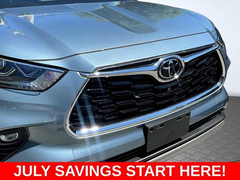 Used 2022 Toyota Highlander Platinum AWD/4WD image 42