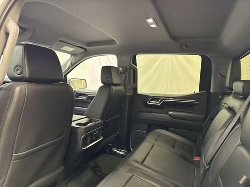 Used 2023 Chevrolet Silverado 1500 LTZ AWD/4WD image 13
