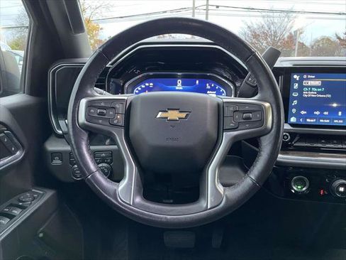 Used 2022 Chevrolet Silverado 1500 LT image 18