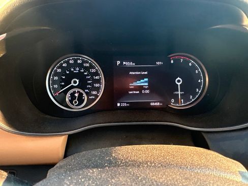 Used 2022 Genesis G70 2.0T w/ Prestige Package RWD image 12