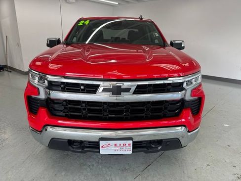 Used 2024 Chevrolet Silverado 1500 LT w/ Protection Package AWD/4WD image 5