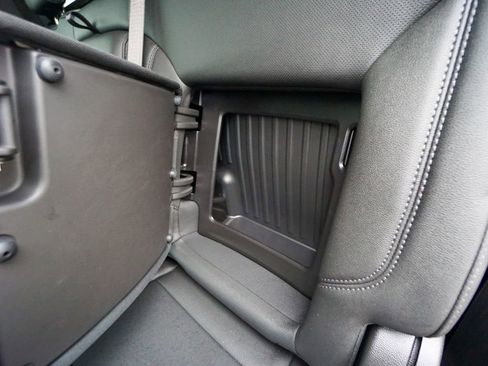 Used 2024 GMC Sierra 1500 SLT w/ SLT Premium Plus Package image 18