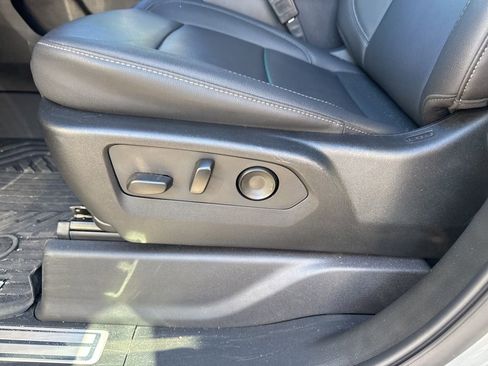 Used 2024 Chevrolet Silverado 2500 LTZ w/ LTZ Plus Package image 18