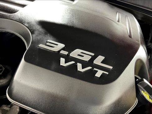 Used 2022 Dodge Charger SXT image 42