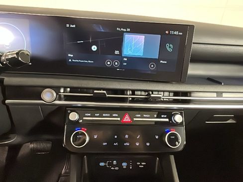 Certified 2025 Hyundai Tucson SEL AWD/4WD image 30
