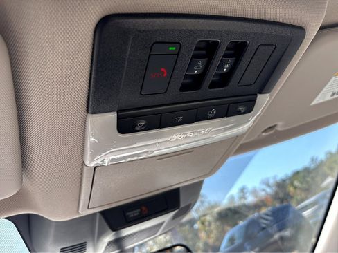 New 2026 Nissan Rogue SV w/ SV Premium Package image 30