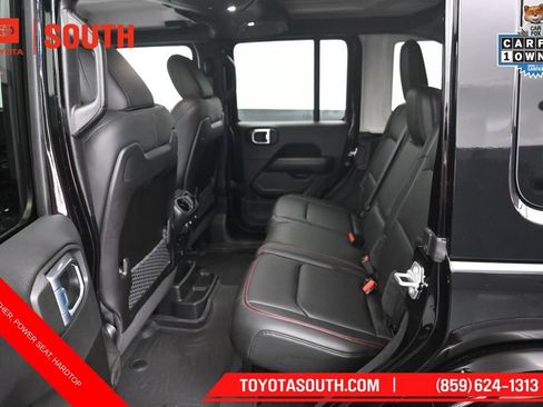 Used 2026 Jeep Wrangler Unlimited Rubicon AWD/4WD image 10