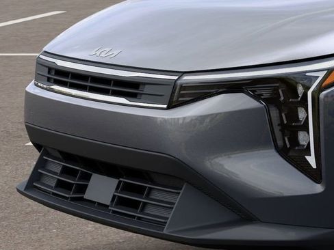 New 2026 Kia K4 LXS image 13