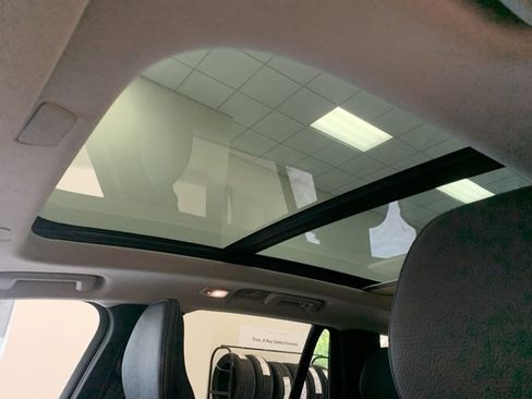 Certified 2023 Volvo XC90 T8 Plus w/ Protection Package image 19