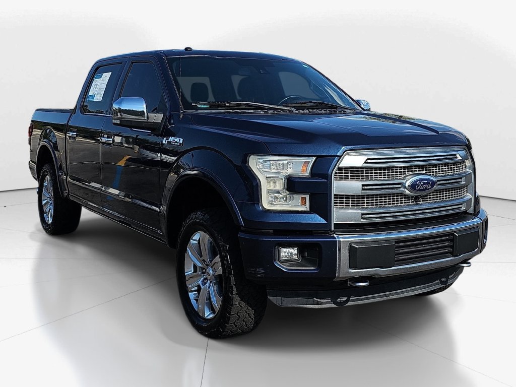 Used 2016 Ford F150 Platinum w/ Equipment Group 701A Luxury AWD/4WD image 3