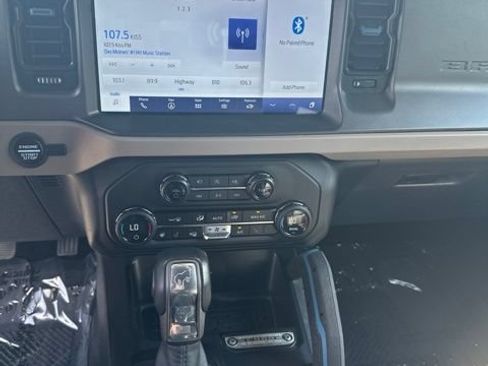 Used 2024 Ford Bronco Wildtrak AWD/4WD image 24