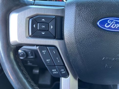 Used 2017 Ford F150 Platinum w/ Equipment Group 701A Luxury image 20