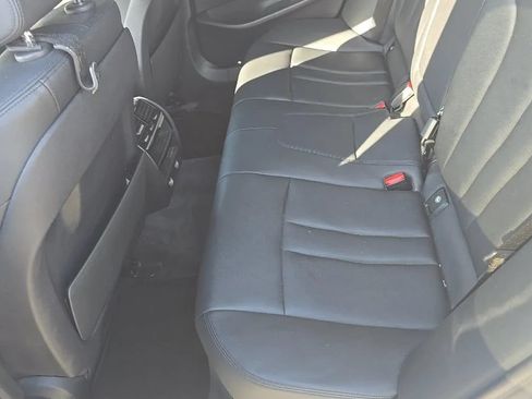 Used 2018 BMW 530e RWD image 11