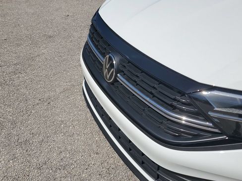 Certified 2024 Volkswagen Jetta Sport FWD image 11