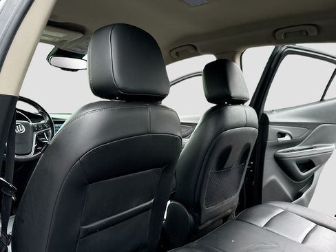 Used 2020 Buick Encore Essence FWD image 6